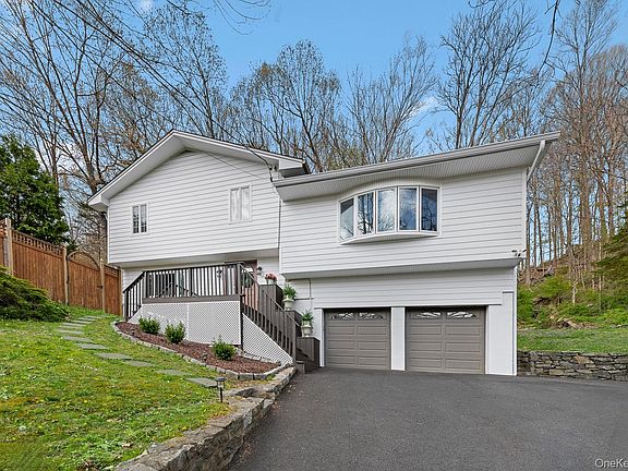 2nd image of 168 Pound Ridge Road