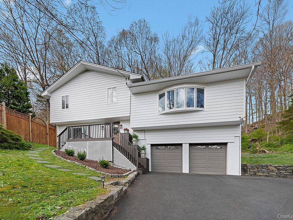 1st image of 168 Pound Ridge Road