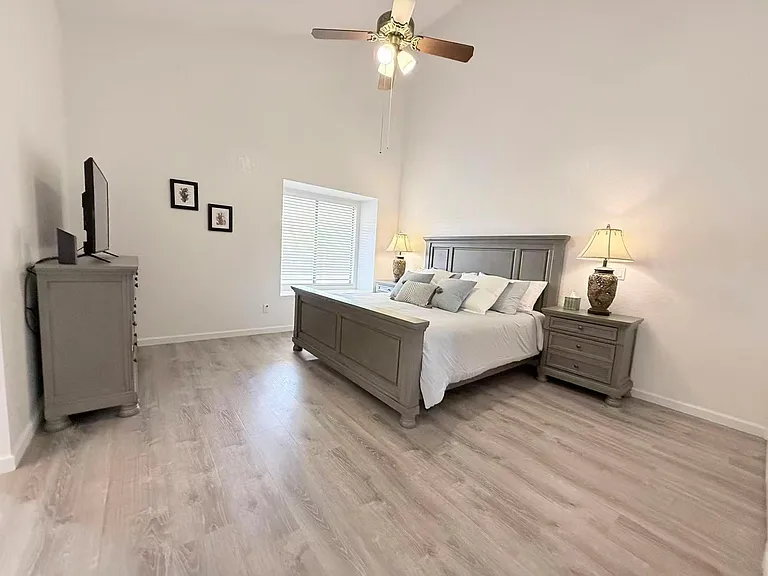 10483 N Autumn Hill Ln — Photo 5