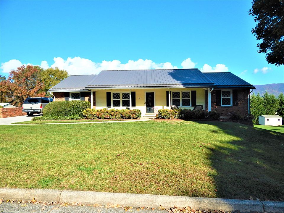 1st image of 1507 Millwood Dr