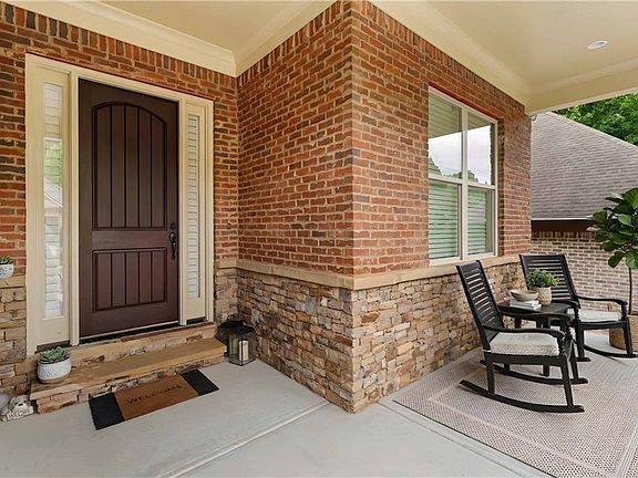 3rd image of 1307 Magnolia Path Way