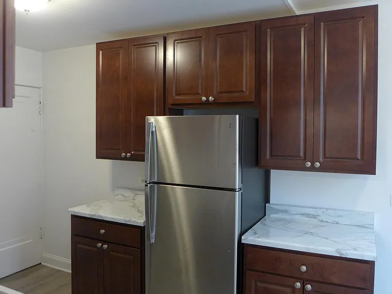 437 S Scoville Ave — Photo 7