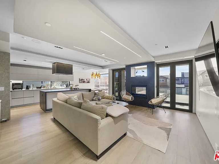 1500 Ocean Dr — Photo 24