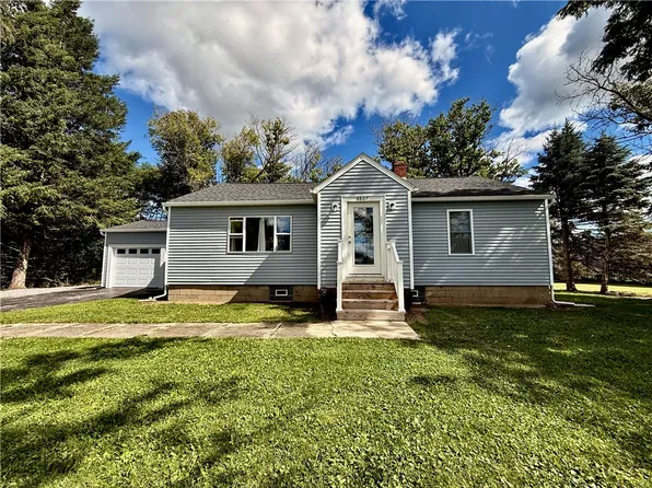 8807 Prole Rd, Batavia, NY 14020