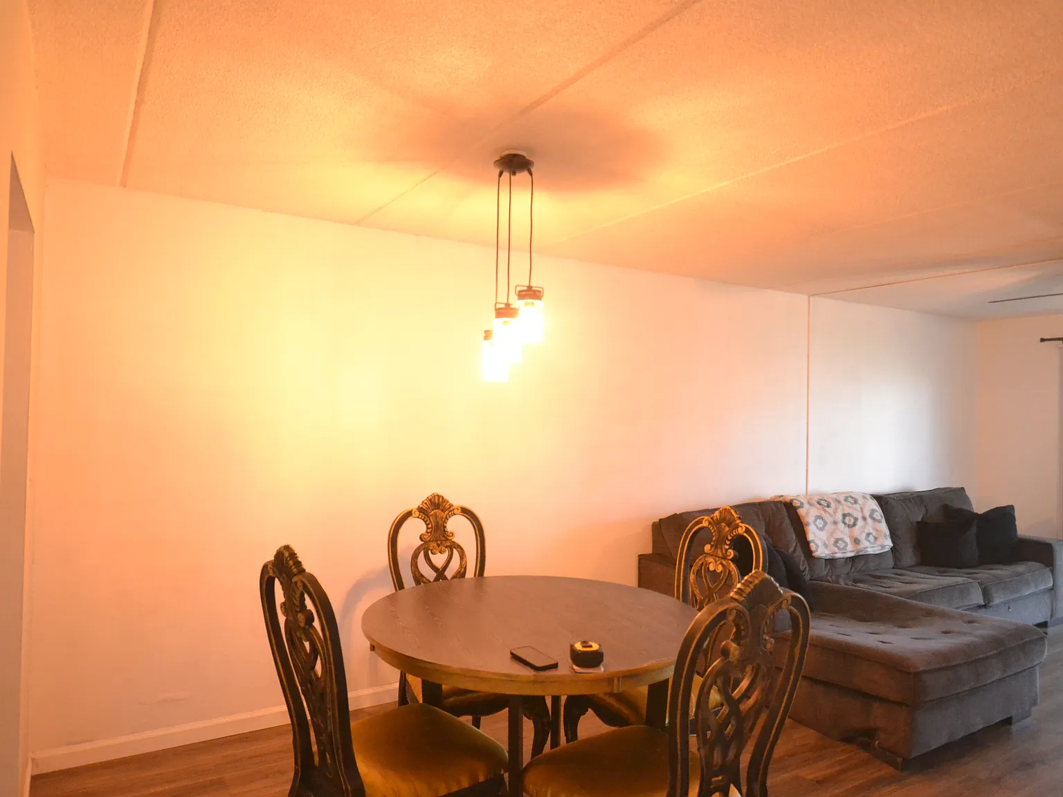 1 bed, 1.0 bath, 690 sqft, $1,800 — Photo 4