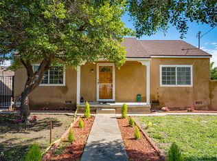 10542 Rainier St, Sun Valley, CA 91352