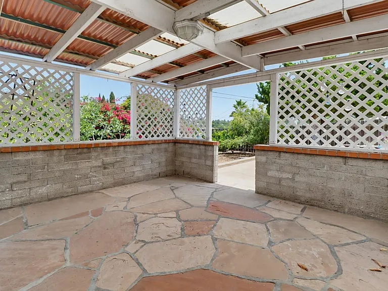 7134 Hybeth Dr — Photo 47