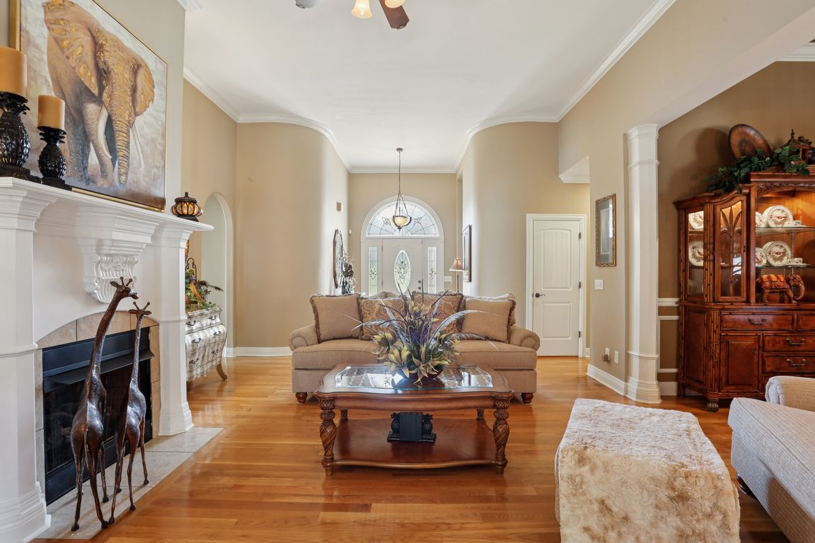 next background image