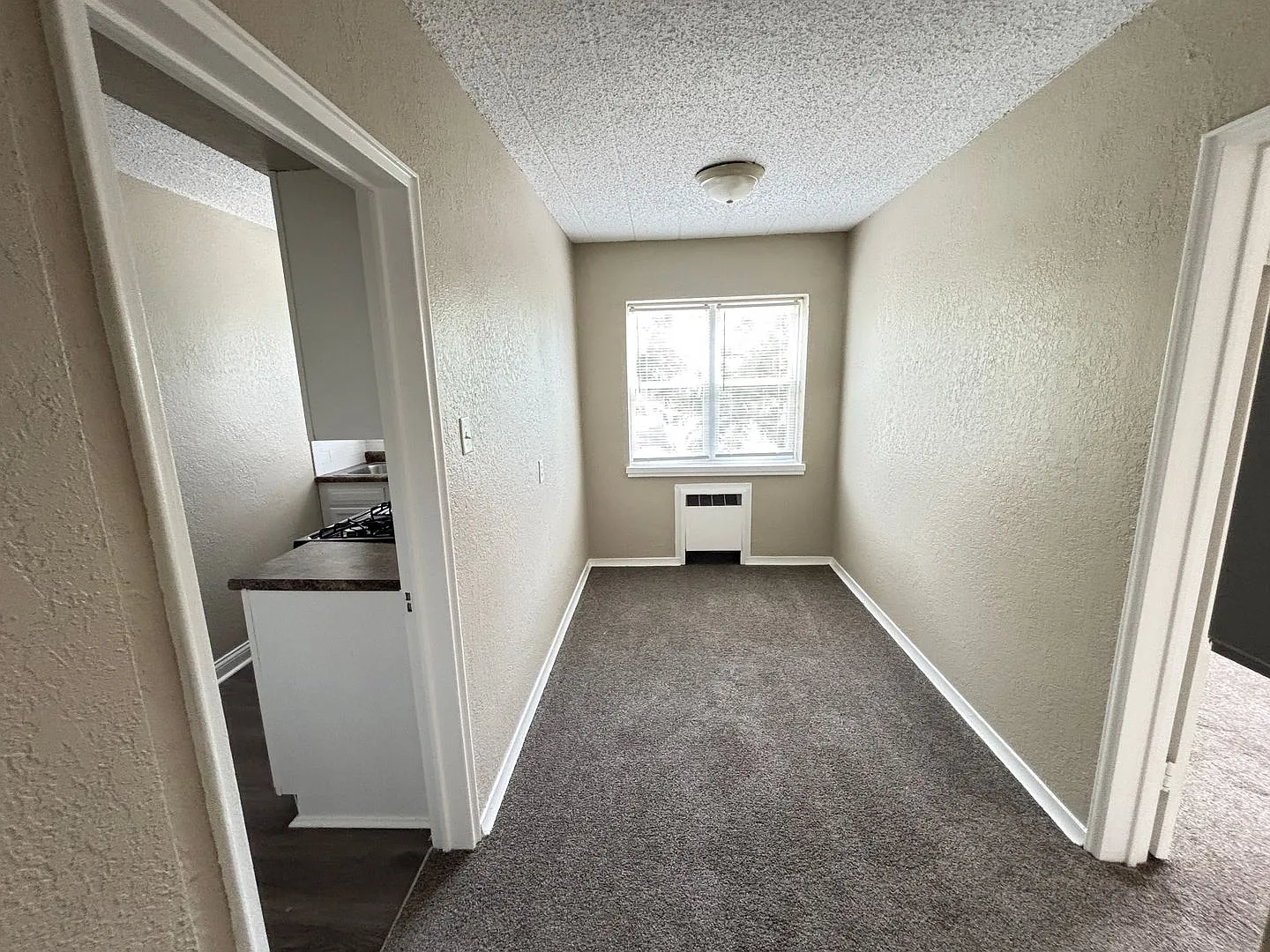 Hoagland Apartments — Photo 4