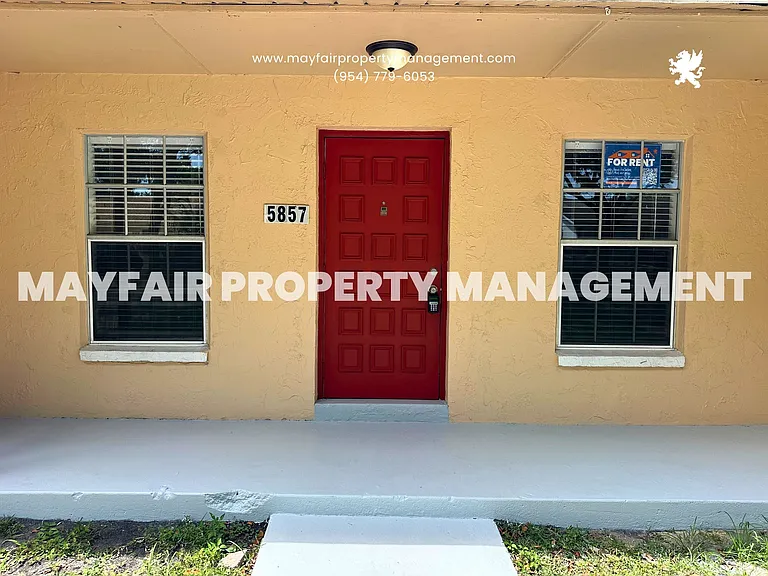 5855 S 37th St #5857 — Photo 2