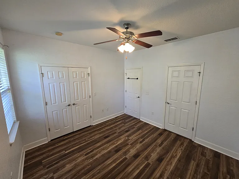 2508 SW 35th Pl — Photo 13