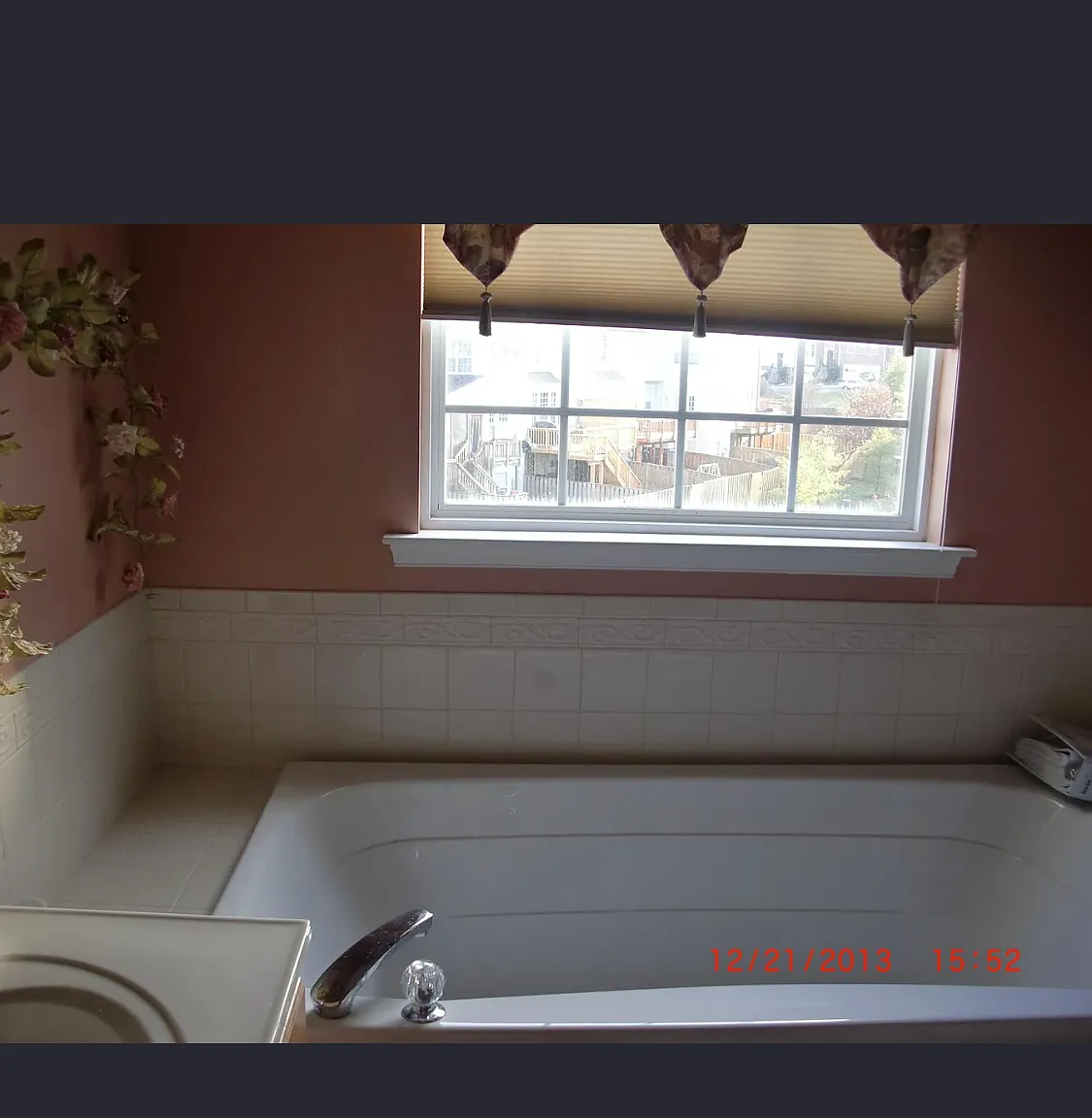 3 bed, 3.5 bath, 2200 sqft, $1,050 — Photo 1