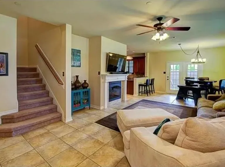 5899 Clearwater Ct — Photo 4