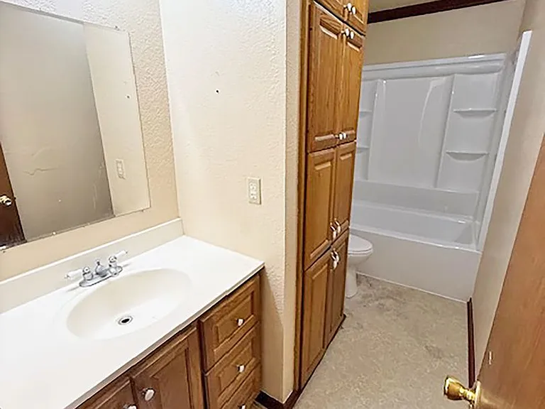 326 County Road 4228 — Photo 16