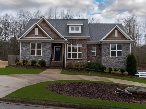 380 Smithfield Ln, Springville, AL 35146