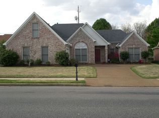 829 N Ericson Rd, Cordova, TN 38018