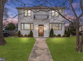 251 W Crystal Lake Ave, Haddonfield, NJ 08033