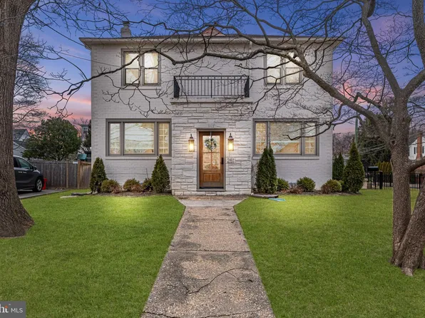 251 W Crystal Lake Ave, Haddonfield, NJ 08033
