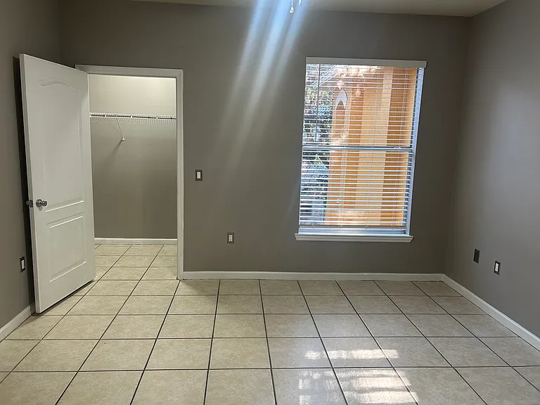 8848 Villa View Cir #308 — Photo 6