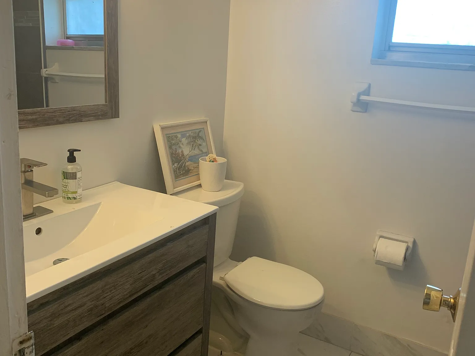 2 bed, 1200 sqft, $1,000 — Photo 4