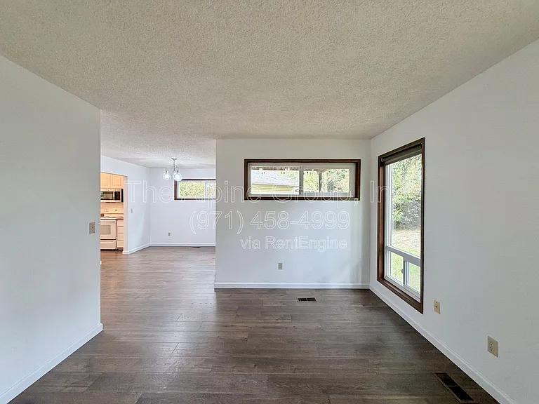 5462 SW Murray Blvd — Photo 54
