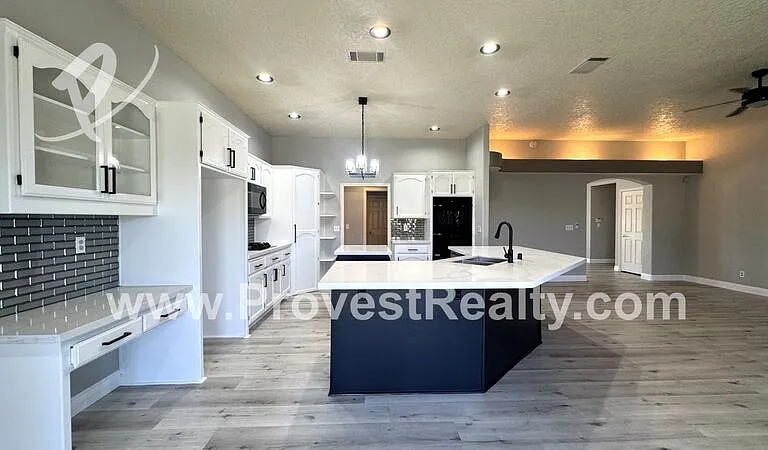 13858 Rincon Rd — Photo 19