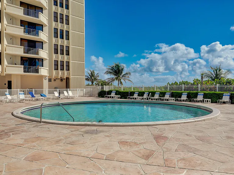 2800 N Ocean Dr #A — Photo 39