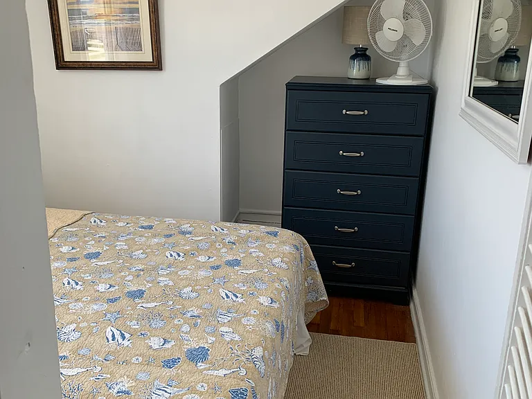 500 Beach Ave E #2 — Photo 7