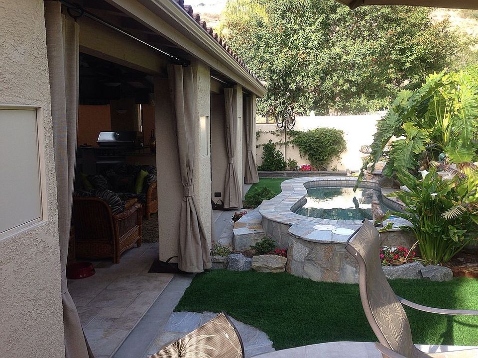 Backyard patio and jacuzzi