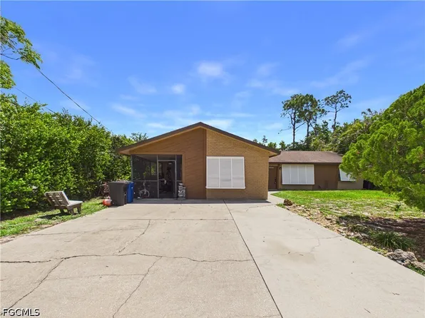 18541 Iris Rd, Fort Myers, FL 33967