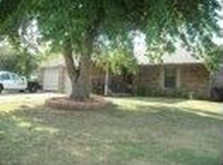 10333 Birkenhead Rd, Yukon, OK 73099
