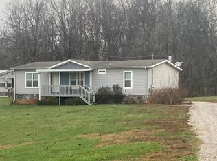 1002 Ashley Meadows Dr, Strawberry Plains, TN 37871