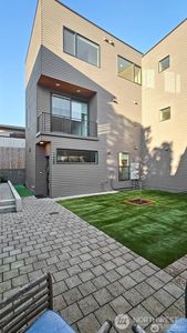 748 N 96th Street #B, Seattle, WA, 98103