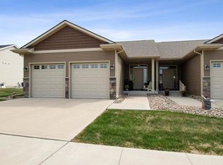 2708 London Dr, Ames, IA 50010