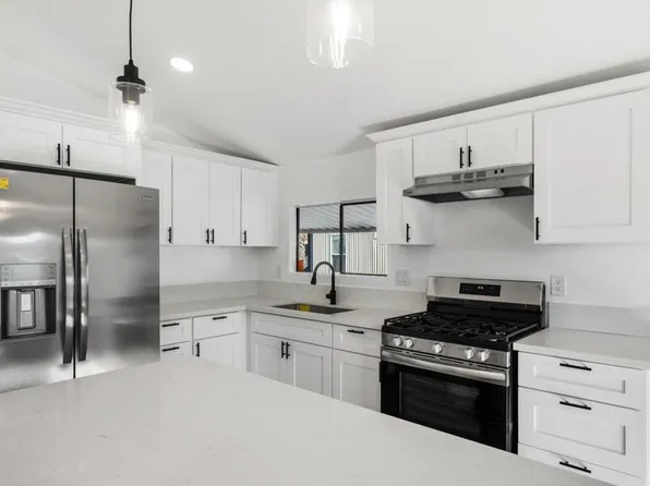 3890 Sipes Ln Space 70, San Ysidro, CA 92173