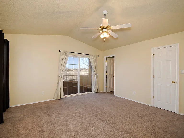 7209 Boxwood Ave NE — Photo 13