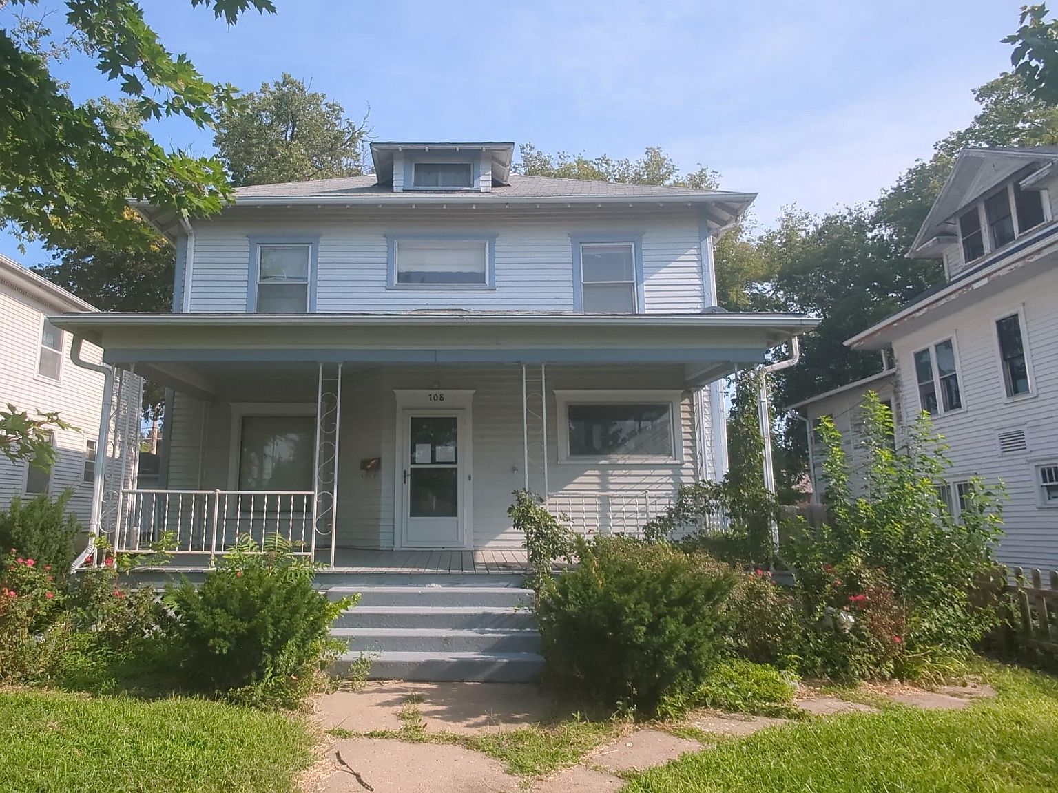 708 Lincoln St Beatrice NE 68310 Zillow