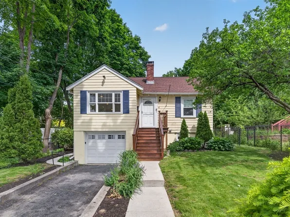 4 Irving St, Stoneham, MA 02180