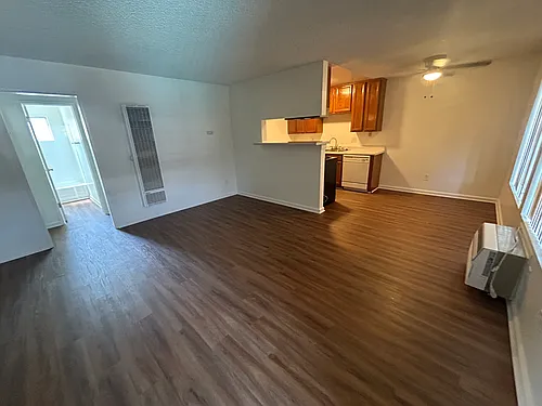 340 E 2nd St #3 Photo 1