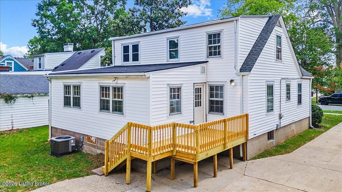 Building Photo - 3921 Staebler Ave