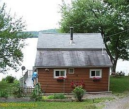 1st image of 12 Hawkes Ln