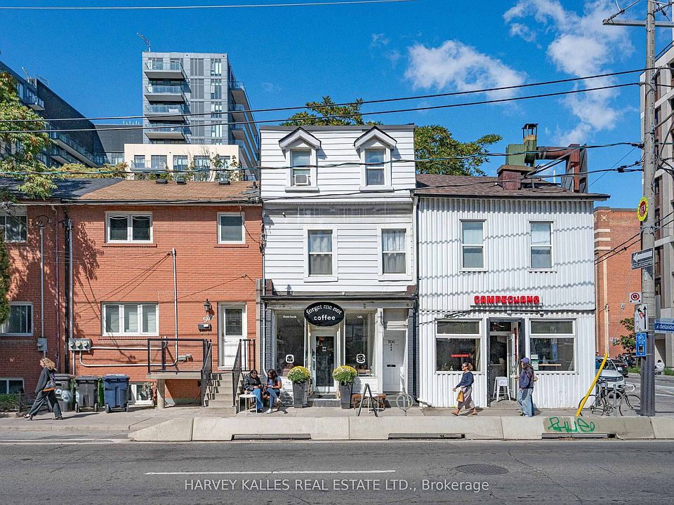 1st image of 506 Adelaide St W