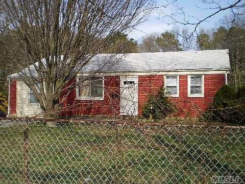 1st image of 1729 N Thompson Dr