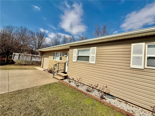 1620 E Steele Ave, Springdale, AR 72762