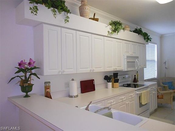 3rd image of 10350 Washingtonia Palm Way APT 4218