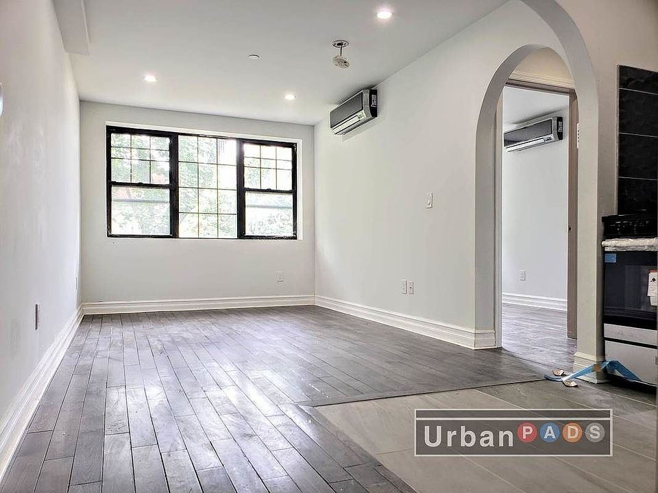 1st image of 94 Ryerson St #3