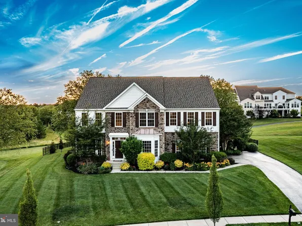 122 Bolero Dr, Downingtown, PA 19335