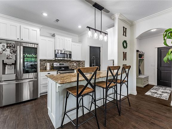 4th image of 1125 Nemett Cir