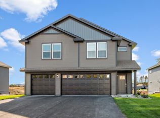 370 Florence Ave S, Annandale, MN 55302