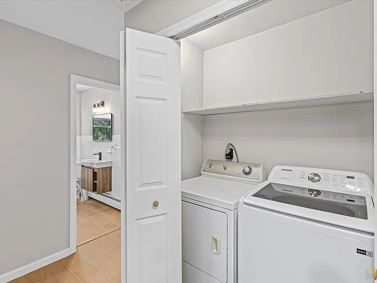 1 Spruce Ln — Photo 17